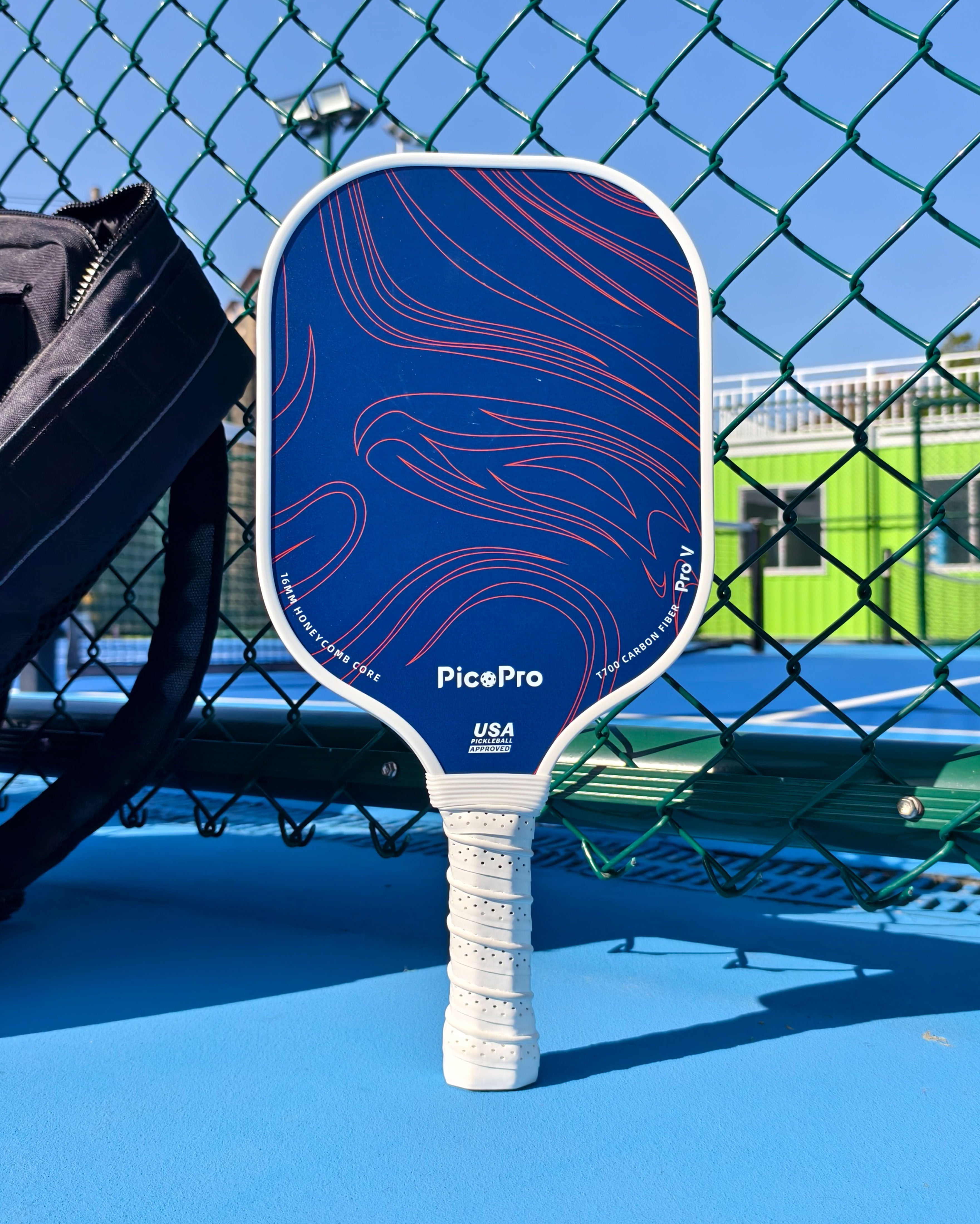 Picopro T700 Carbon Fiber 16mm Pickleball Paddle